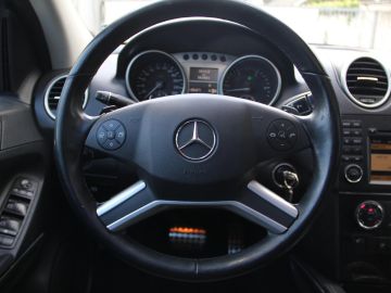 Mercedes-Benz ML